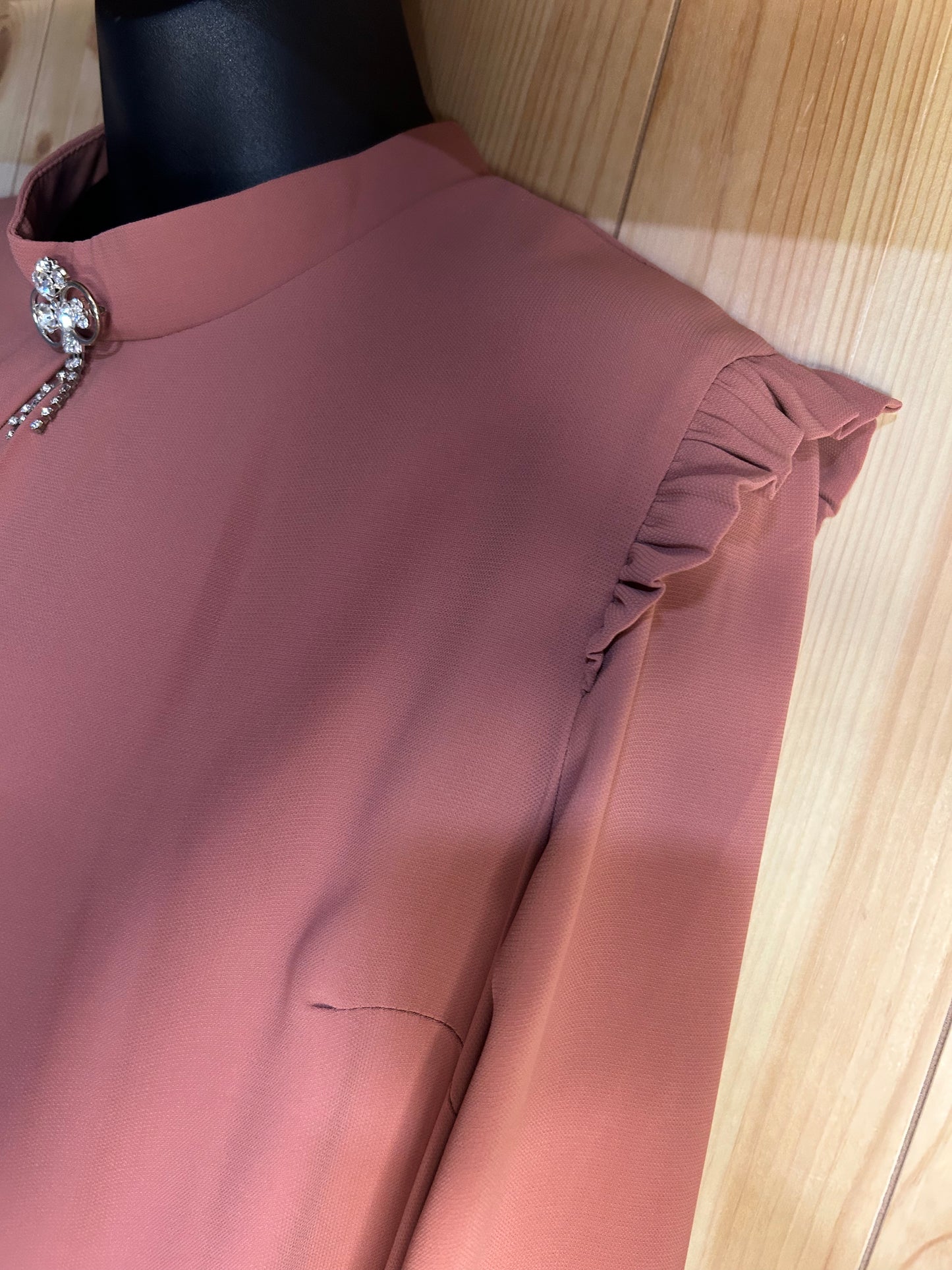 Tunic with brooch - Pink